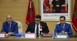 مجموعة الجماعات الترابية بالعيون تبحث تدبير الماء والكهرباء وتؤجل الحسم في ملف الديون