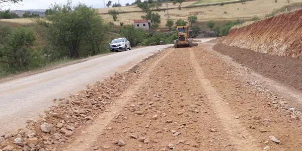 أزيلال :  معاناة ساكنة آيت واسيف تتفاقم بسبب بطء أشغال الطريق الجهوية 317