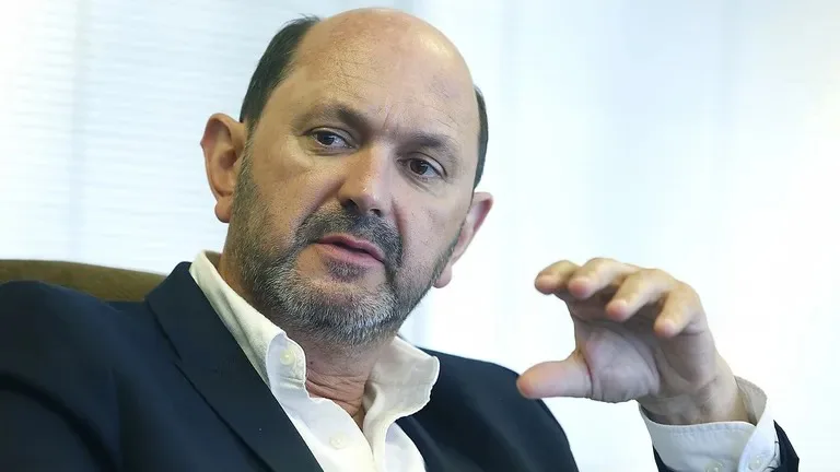 إسبانيا تتطلع للمنافسة بقوة مع المغرب على استضافة نهائي مونديال 2030