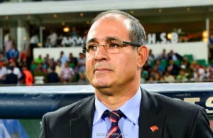 الزاكي يجتاز مرحلة الخطر بعد منعه من مرافقة منتخب النيجر إلى تنزانيا