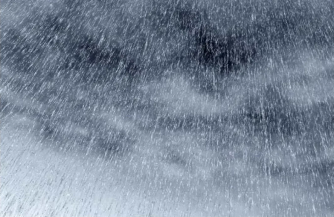 تسجيل مقاييس كبيرة للتساقطات المطرية بعدد من مناطق المملكة