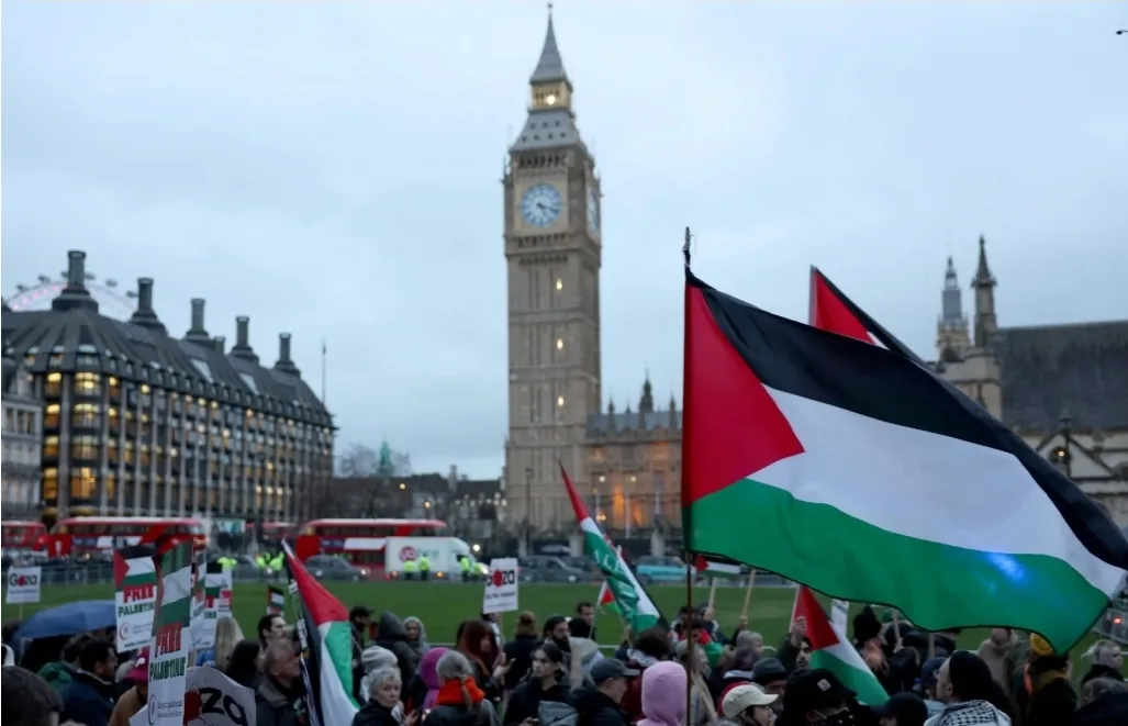 بريطانيا وكندا واستراليا تعترف رسميا بدولة فلسطين