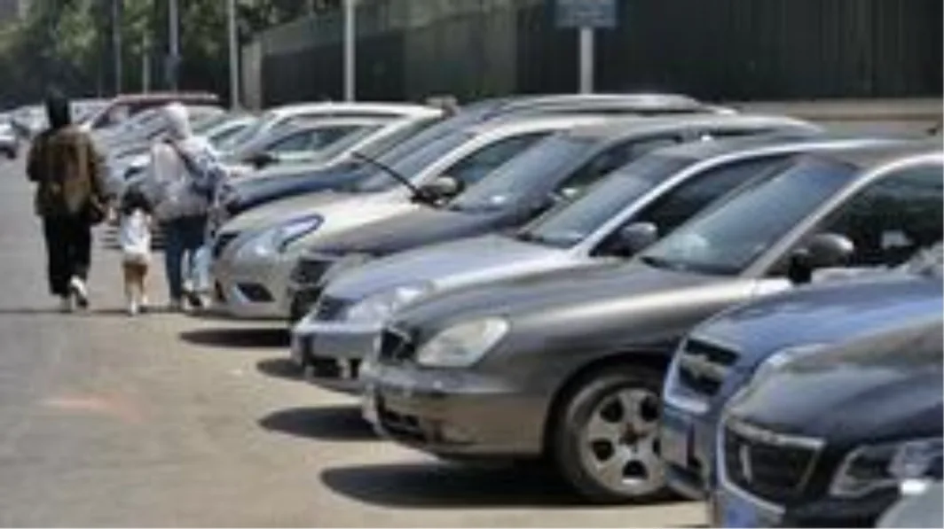 وجدة تفاجئ سكانها بقرار غير مسبوق … مواقف السيارات تصبح مجانية والفساد مازال مستشريا !