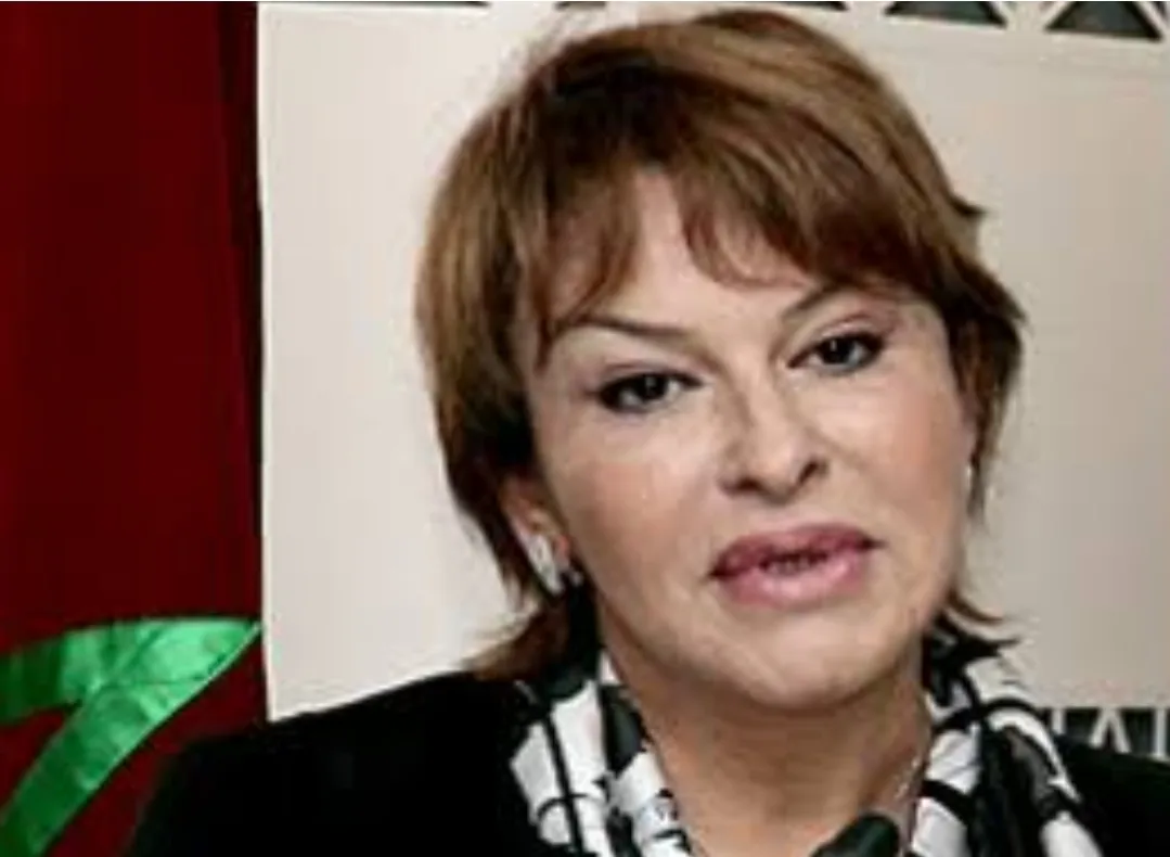 الحيطي المثقلة بنفايات إيطاليا تطلق العنان لمديحها لأوزين في ظل تصدع حزب الحركة الشعبية