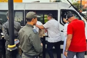 أساتذة جامعيون يقاطعون الدخول الجامعي تضامنا مع احتجاجات الشباب