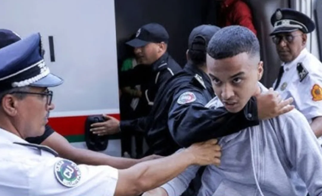 وكيل الملك بالرباط يفرج عن الدفعة الأولى من الشباب الذين طالبوا بالعدالة بكفالة ويحدد موعد محاكمتهم