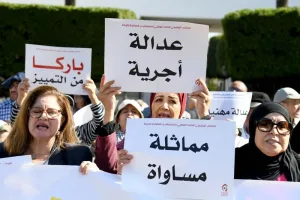 المغربيات يواجهن فجوة أجرية رغم إقرار الدستور بالمساواة
