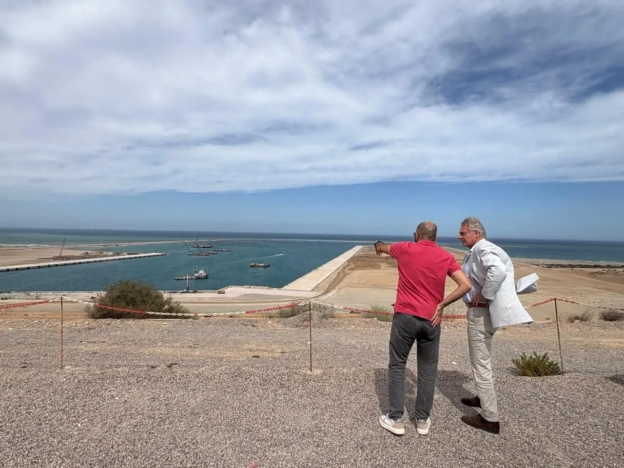 زيارة السفير البلجيكي لميناء الناظور “West Med”: مشروع استراتيجي يعكس عمق الشراكة الاقتصادية المغربية-البلجيكية
