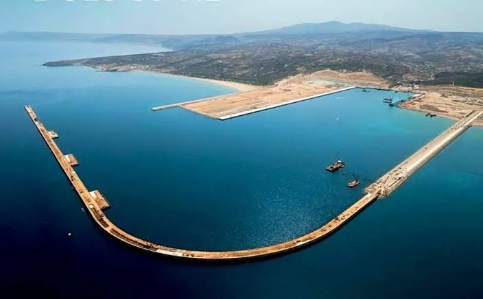 الحكومة ترسم حدود البحر بميناء الناظور غرب المتوسط… خطوة تقنية تحمل أبعاداً سيادية وتنموية