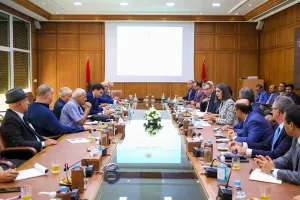 إصلاح أنظمة التقاعد يعود إلى الواجهة وسط تحركات حكومية ونقابية