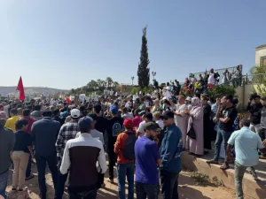 الحكومة قلقة من سيناريو “احتجاجات جيل زيد” في الصحة.. رئاسة الحكومة تتابع عن كثب الوضع في أكادير وإعفاءات لمسؤولين في القطاع على الطريق