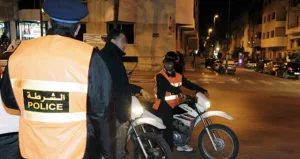 التحقيق مع سائق طاكسي بالدار البيضاء بعد إعتدائه على سائح أجنبي