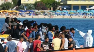 مأساة جديدة قبالة ليبيا.. فقدان 61 مهاجرا أغلبهم سودانيون وإنقاذ 13 فقط