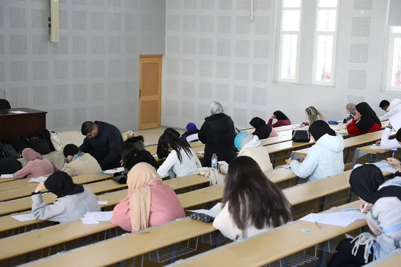 مشروع قانون التعليم العالي الجديد يمنح الجماعات الترابية دوراً في تمويل الخدمات الطلابية