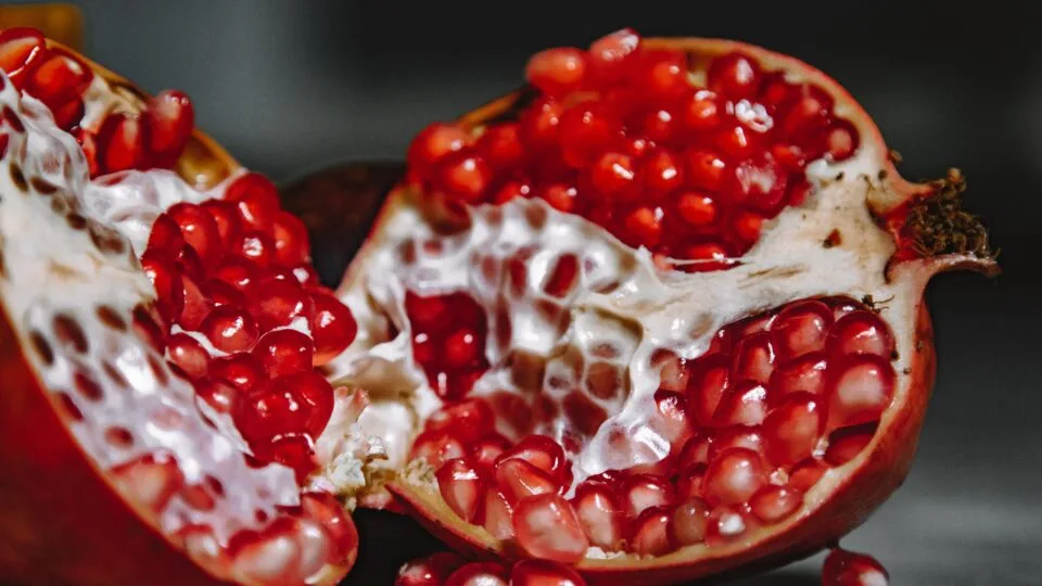 الرمان المغربي يفتتح موسمه بمؤشرات واعدة وجودة عالية