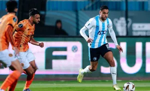 بحضور فعاليات ومنتخبين من بركان …. فريق النهضة البركانية يخسر كأس السوبر الإفريقي أمام بيراميدز المصري بالقاهرة