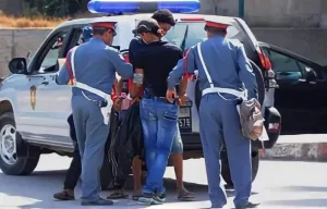 توقيف “كيوي” المبحوث عنه وطنياً بعد تهديده منتخَباً جماعياً بالقتل في طنجة