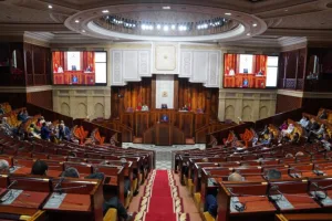 مشروع قانون جديد يمنع رؤساء الجهات والجماعات من الترشح للبرلمان