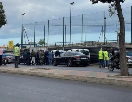 غضب في عين الشق بعد إعلان السلطات هدم مستودعات بيع مواد البناء