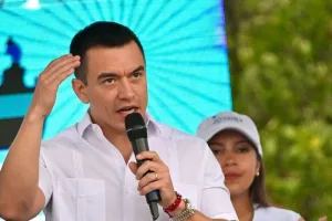 الإكوادور تشهد تصاعد التوترات.. الرئيس دانيال نوبوا يتعرض لمحاولة تسميم