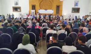 عمدة فاس يثير الجدل بترخيص نشاط حزبي داخل مرفق عمومي رغم تعليمات الداخلية