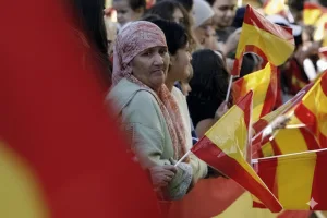 المغاربة يتصدرون قائمة الحاصلين على الجنسية الإسبانية في عهد حكومة سانشيز