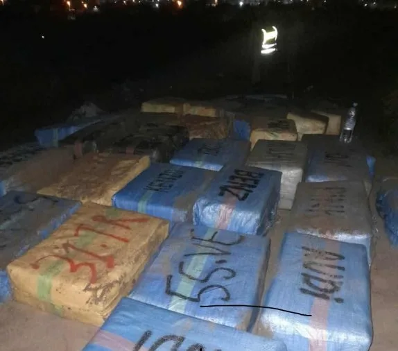 الدرك يحبط تهريب طن ونصف من الحشيش ويوقف 6 مشتبه فيهم بشاطئ سيدي رحال