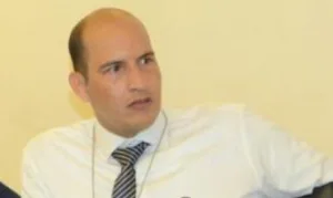 السلطة وجيل “زد”: من التوتر إلى التحالف ضد الفساد — ملامح أولية لبناء مغرب ديمقراطي يحتضن شبابه