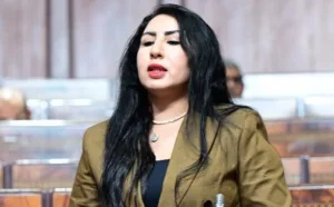 حنان أتركين تطالب الحكومة بإعادة النظر في التوقيت الصيفي الدائم