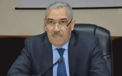 من هو امحمد عطفاوي الذي عيّنه الملك واليًا على جهة الشرق؟