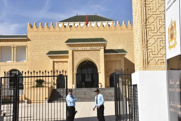 غرفة الجنايات الاستئنافية بفاس تؤجل ملف مستشار جماعي استقلالي و ثلاثة أشقاء  في قضية نصب كبرى