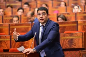وزير الشباب والثقافة والتواصل :  الألعاب الإلكترونية هي الحل لمشاكل الشباب  !