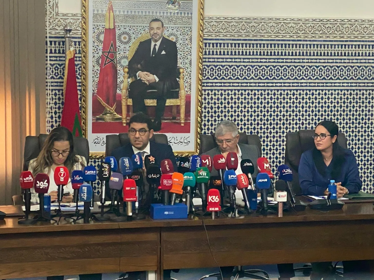 التويزي يثير جدلا بندوة حول الشباب وسط انتقادات لتدبيره المحلي بآيت أورير