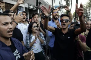 وجدة :   اجتماع ممثلي “الأصالة والمعاصرة” في الأقاليم الشرقية لإحتواء إحتجاجات ( جيل زد ) … نيران الاتهامات ٠تحاصر الحزب في عقر داره