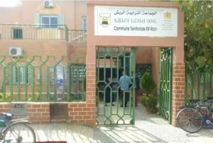 عمال عرضيون بجماعة الريش بميدلت يطالبون بصرف أجورهم المتأخرة منذ ستة أشهر