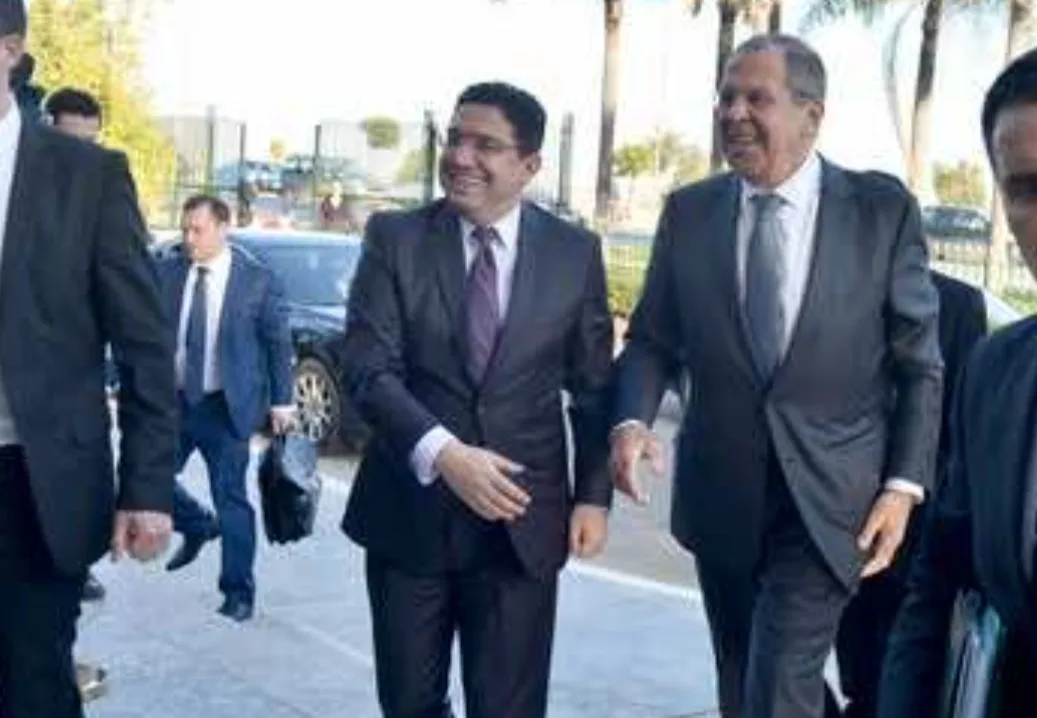المغرب يثبت من جديد … قرار سيادي بحسابات دقيقة يحمي مصالح المملكة ويقرر عدم إدانة روسيا قبل مناقشة ملف الصحراء المغربية