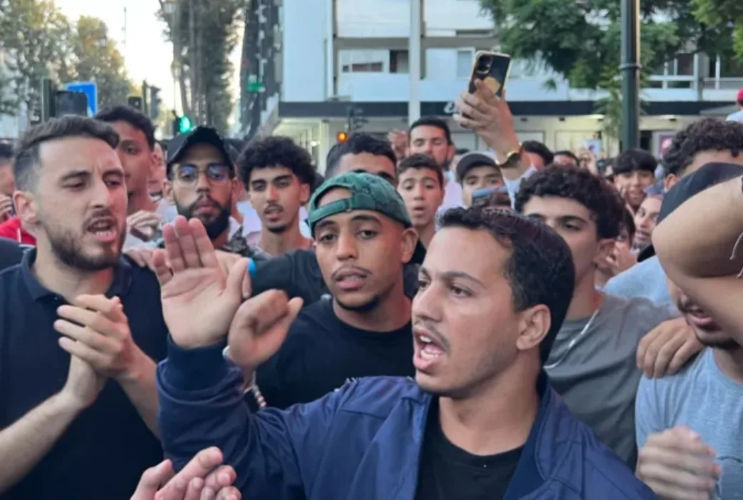 البرلمان يغلي … حكومة أخنوش تحت وابل من النيران !