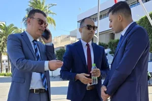 مطالب بمراجعة طريقة تدبير سلطات الحسيمة لشؤون المدينة