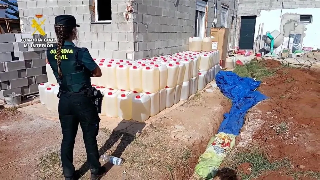 ضمنها مكاتب الصرف السري :      النيابة العامة الإسبانية تقرر مزيد من التحقيقات في قضايا تبييض الأموال لتضييق الخناق على تجار المخدرات