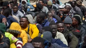هولندا وأوغندا تتفقان على خطة إعادة المهاجرين الأفارقة