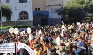 الحسيمة :      الجامعة الوطنية لموظفي التعليم تعلن وقفات احتجاجية بسبب “تدهور الأوضاع” بمدرستين من مدارس الريادة