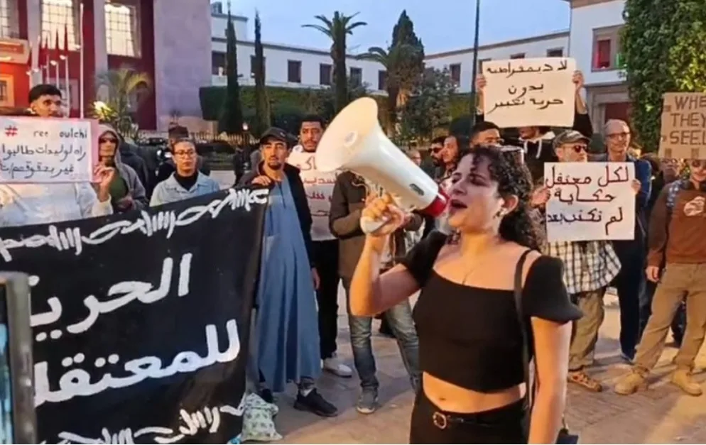 رغم تراجع نسبة أعداد المحتجين … حركة “جيل زد” المغربية تخرج إلى الشوارع وتطالب بمحاربة الفساد وإطلاق سراح معتقليها