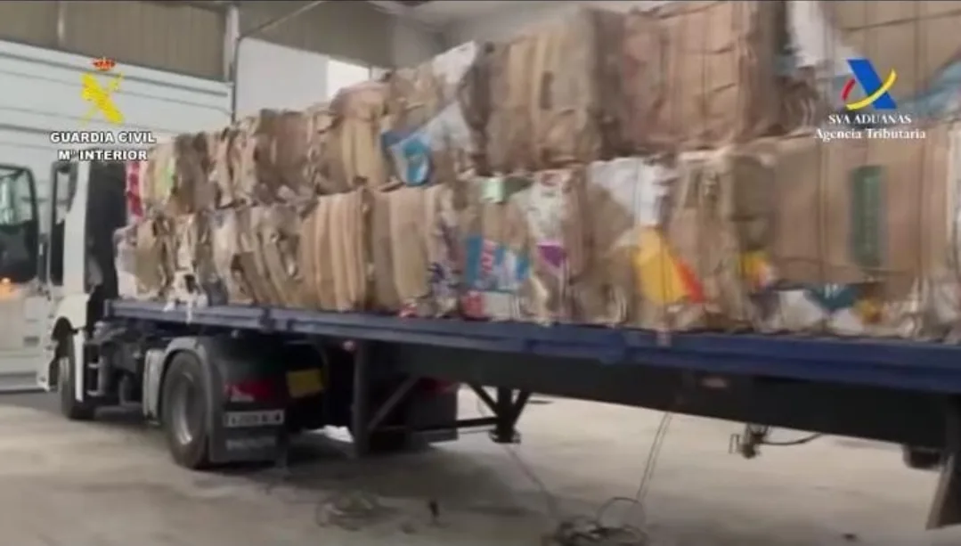 فيديو :     ضربة موجعة لشبكات التهريب … حجز أكثر من 3 أطنان من الحشيش انطلقت من مليلية نحو مالقا