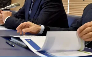 تحقيق موسع لمكتب الصرف في تحويلات مالية غامضة بقيمة 87 مليار سنتيم إلى دول إفريقية