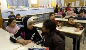 عائلة مسلمة تحقق نصراً قضائياً في إسبانيا لتعليم ابنتها الدين الإسلامي