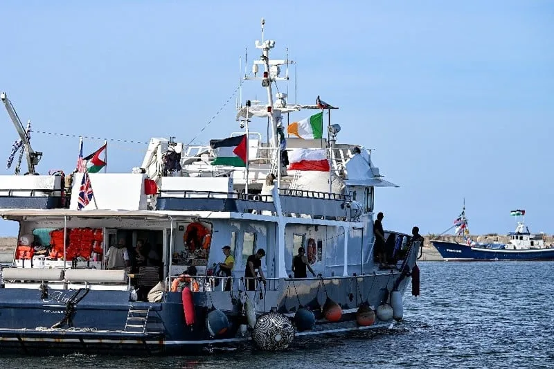 أسطول الصمود يقترب من غزة وسط مخاوف من مواجهة بحرية وشيكة