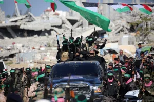 حماس تعلن انسحابها من إدارة غزة وتؤكد استمرار حضورها في المشهد الفلسطيني