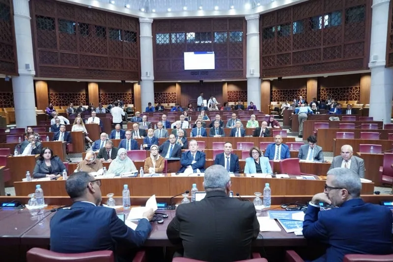 مشروع قانون التعليم العالي يواجه انتقادات رغم وعود الوزير بالحفاظ على المجانية