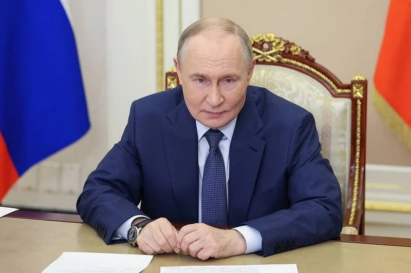 بوتين يؤكد تماسك المجتمع الروسي في يوم الوحدة الوطنية