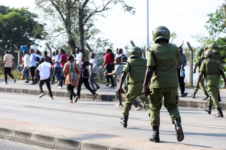 مقتل نحو 700 شخص في تنزانيا خلال ثلاثة أيام من الاحتجاجات على الانتخابات